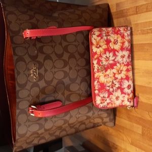 Authentic Coach tote and wallett